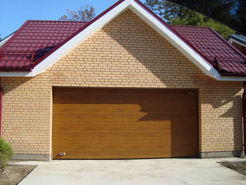 Секционные ворота DoorHan в Хакасии с установкой